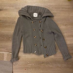 Grey sweater with buttons